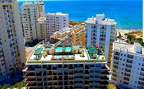 Ocean Breeze - Terrace Pools